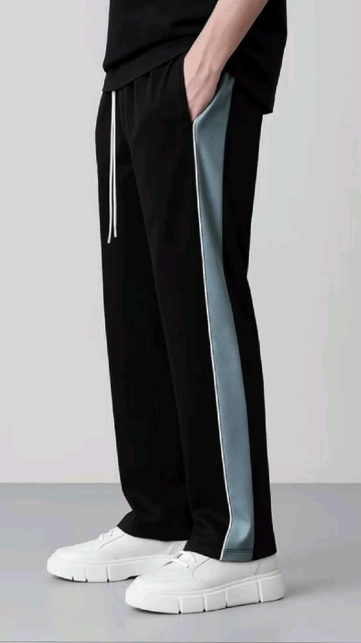 Wide-Leg Trousers